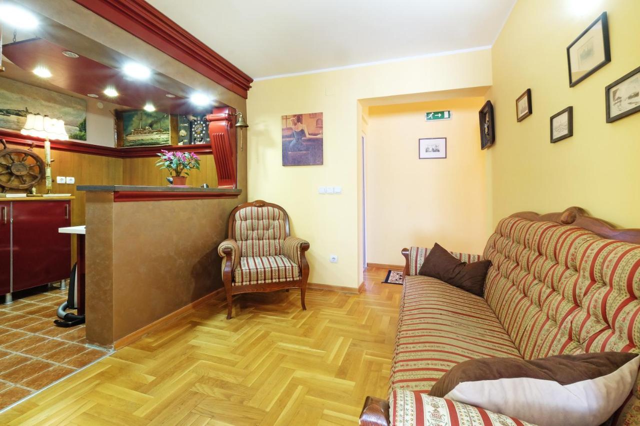 Villa Tower Gardos Beograd Ngoại thất bức ảnh