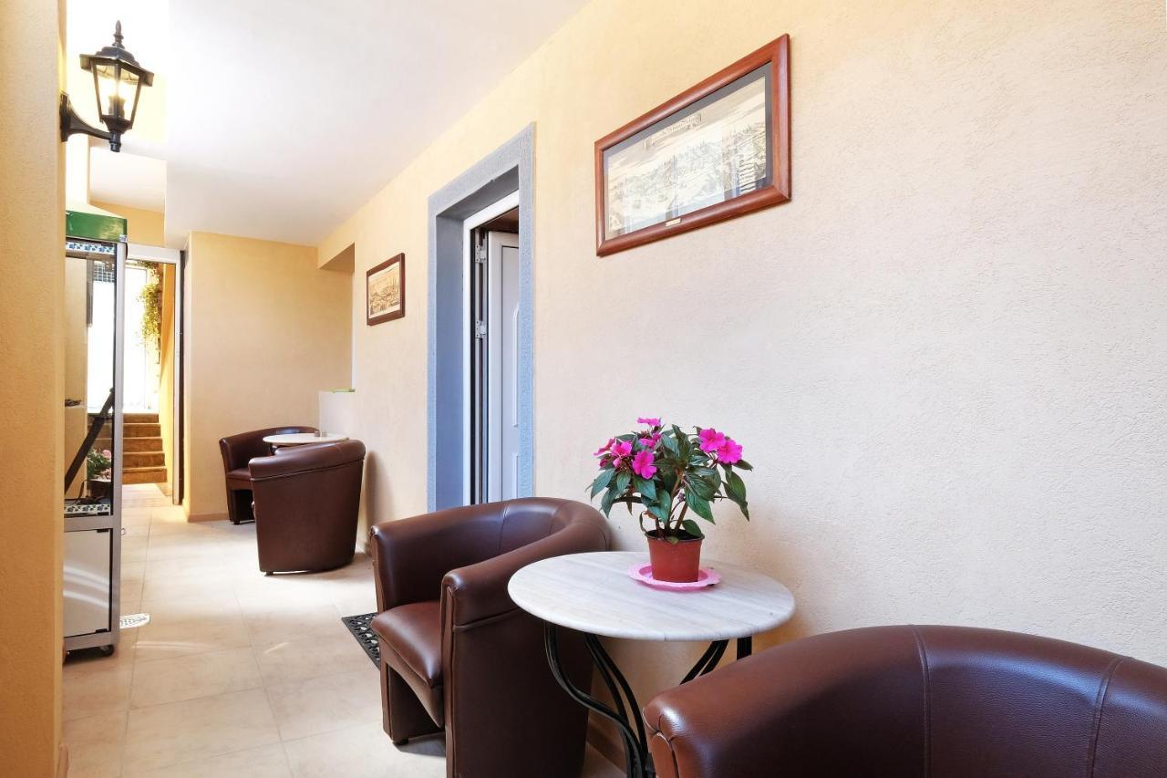 Villa Tower Gardos Beograd Ngoại thất bức ảnh