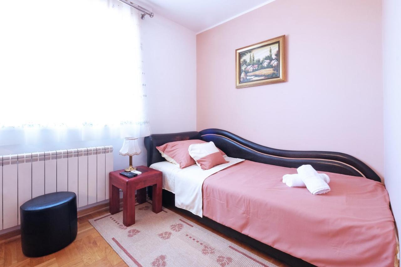Villa Tower Gardos Beograd Ngoại thất bức ảnh
